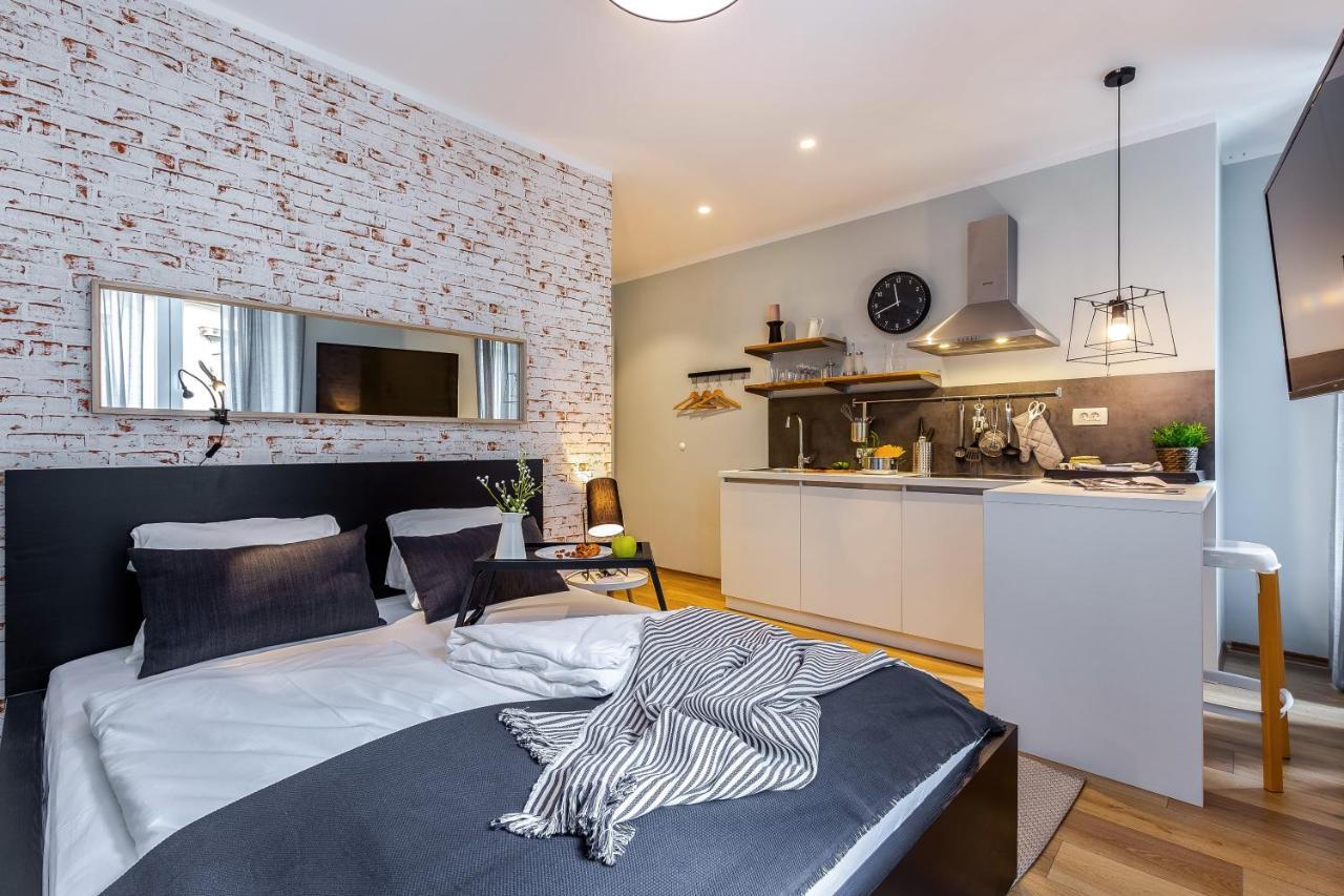 Adria Square Studios Rijeka Luaran gambar
