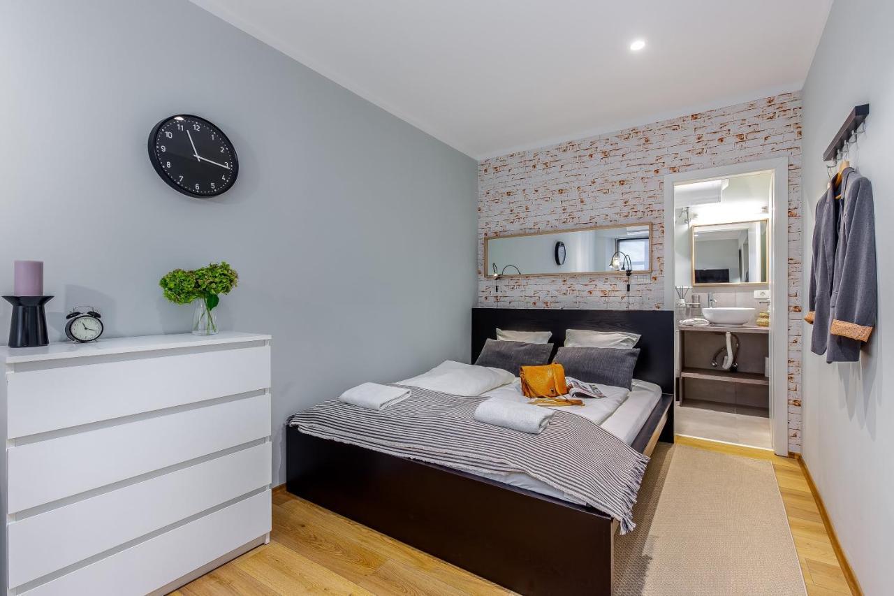 Adria Square Studios Rijeka Luaran gambar