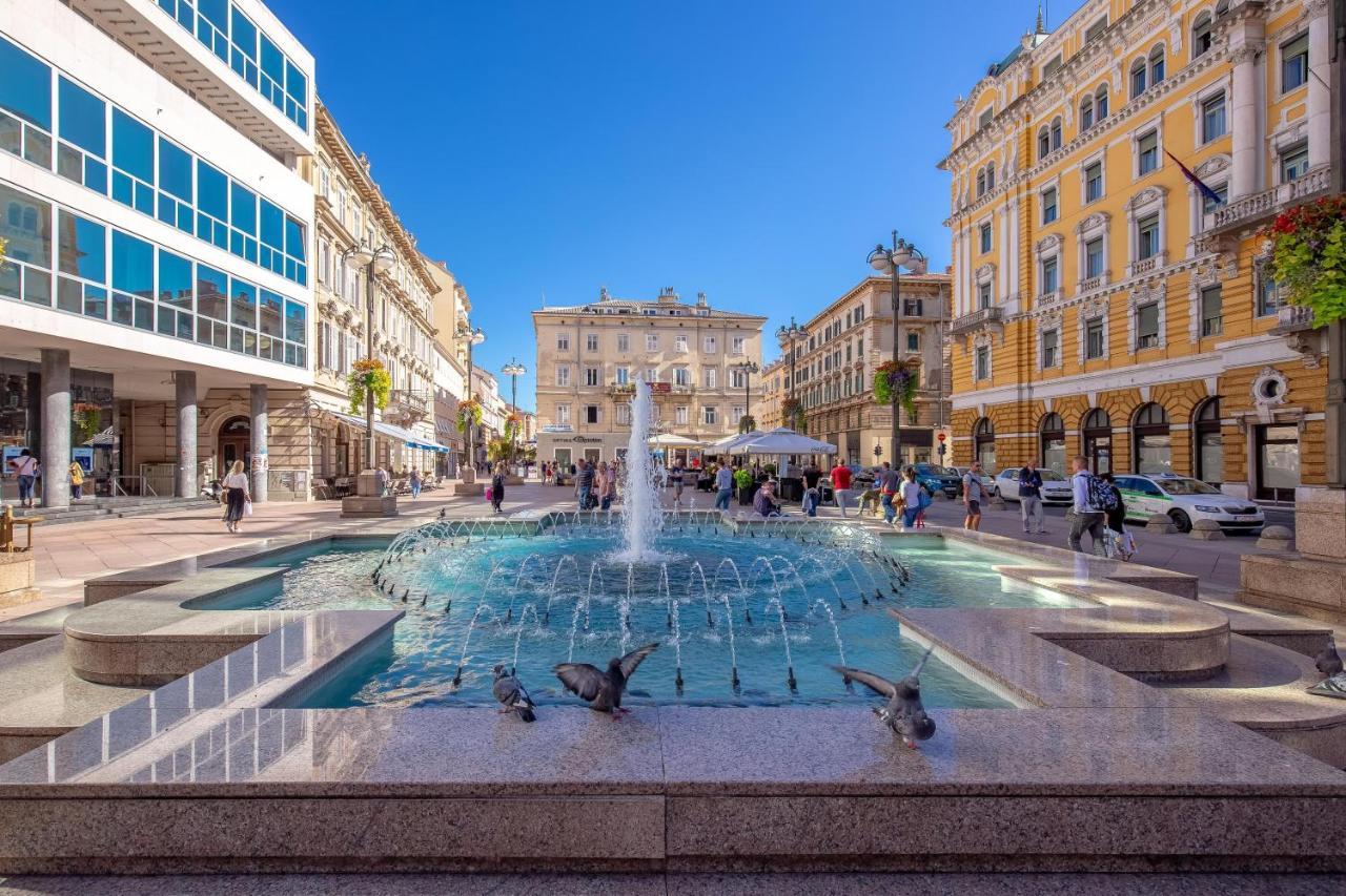 Adria Square Studios Rijeka Luaran gambar