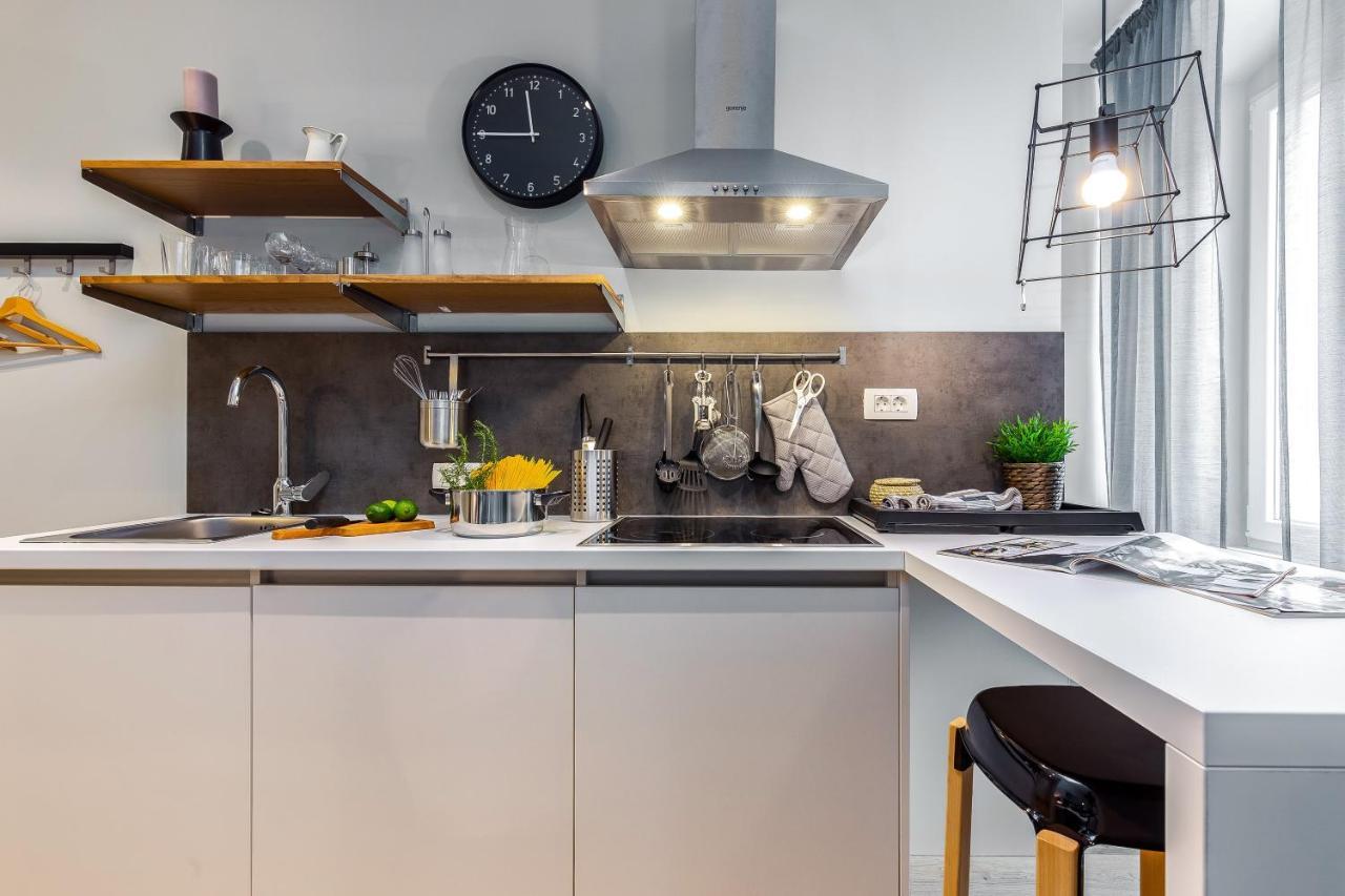 Adria Square Studios Rijeka Luaran gambar