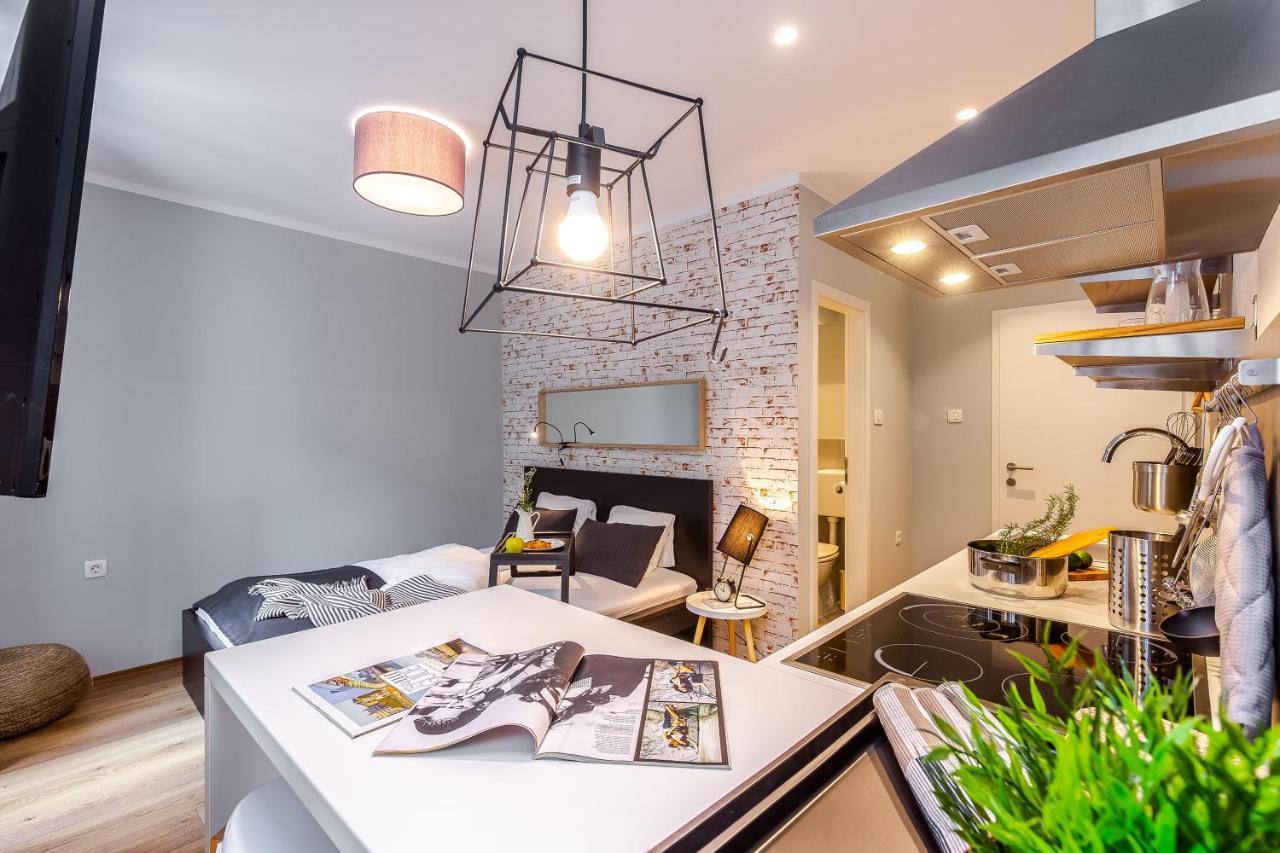Adria Square Studios Rijeka Luaran gambar