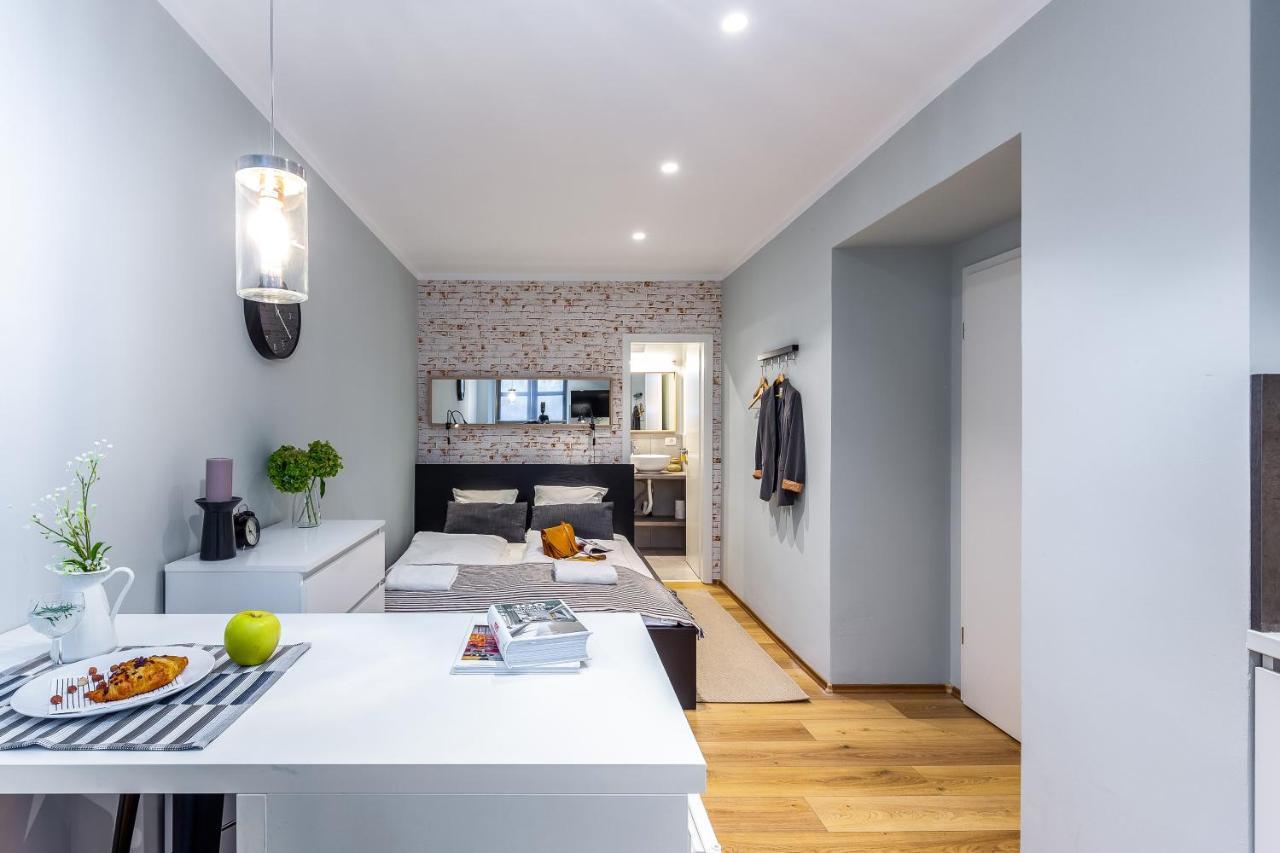 Adria Square Studios Rijeka Luaran gambar